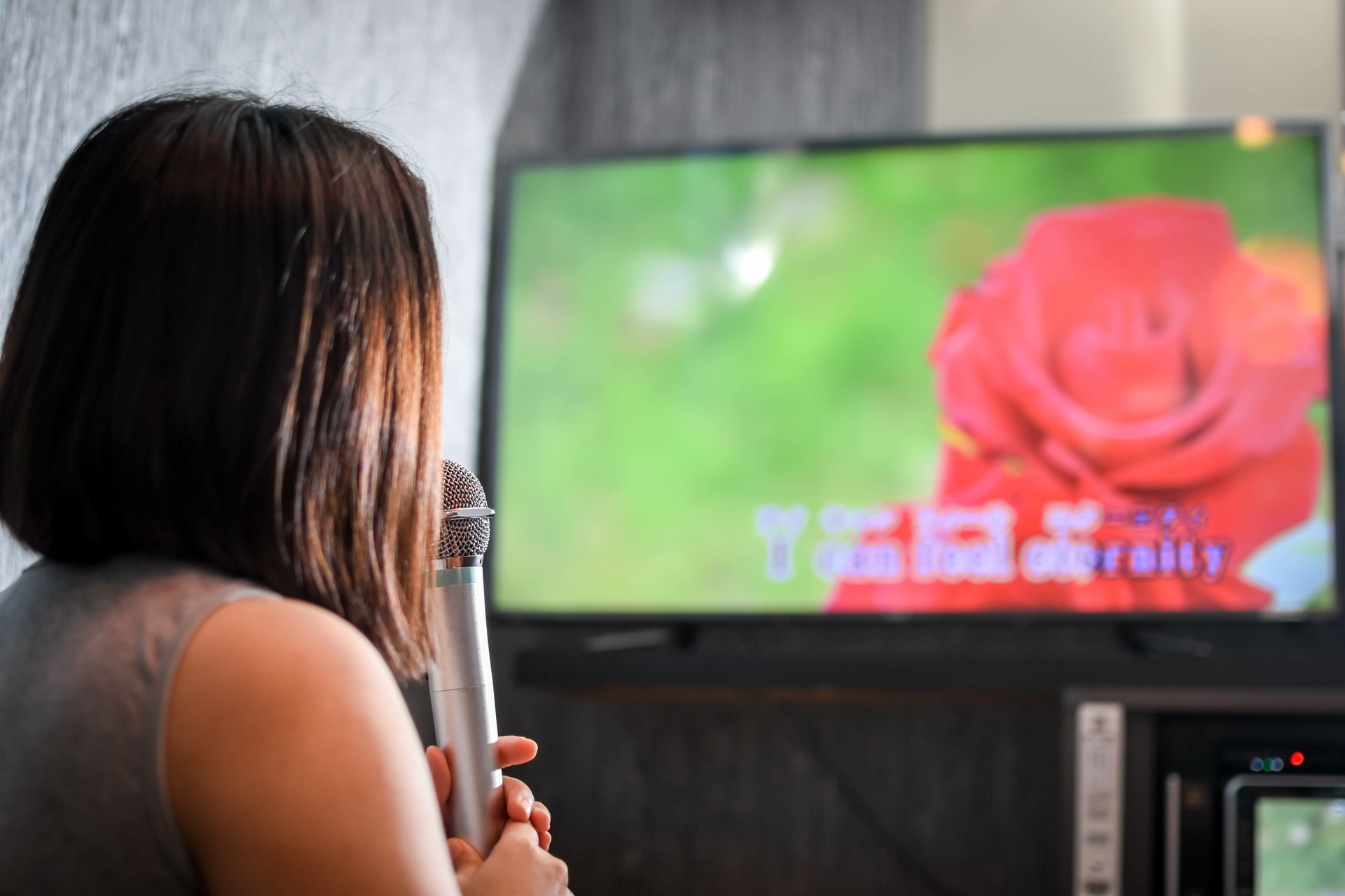 カラオケ上達のコツ | 愛知県名古屋のボイトレならLincleヴォイストレーニング